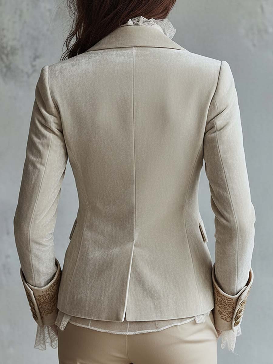 Amelia | Blazer z Haftem w Eleganckim Stylu