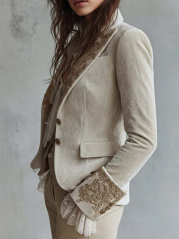 Amelia | Blazer z Haftem w Eleganckim Stylu
