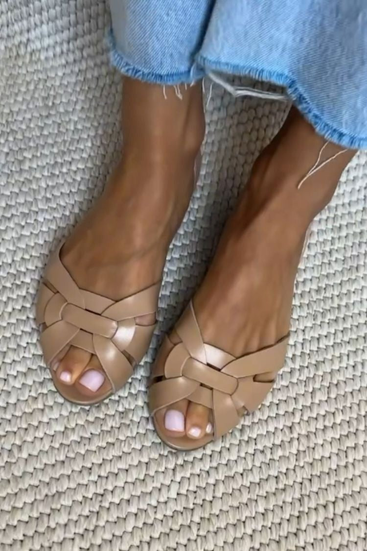 ZOFIA | Plecione sandały w naturalnym odcieniu