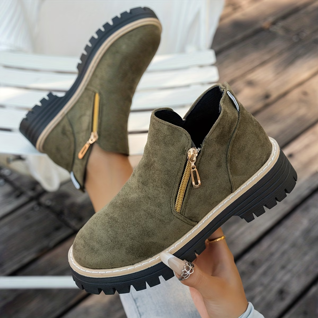 Mila | Stylowe Botki z Suwakiem
