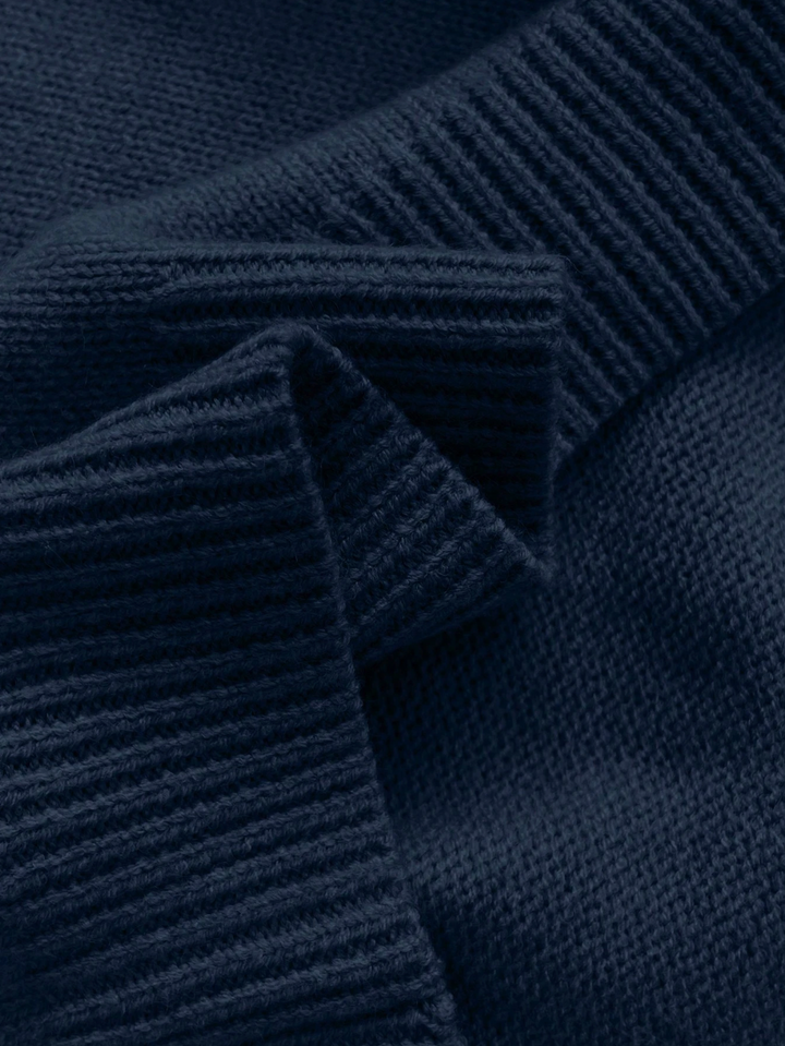 Beata | Elegancki Sweter z Koronkowym Kołnierzem