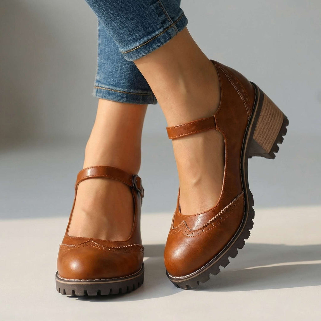 Klaudia | Czółenka z Paskiem T