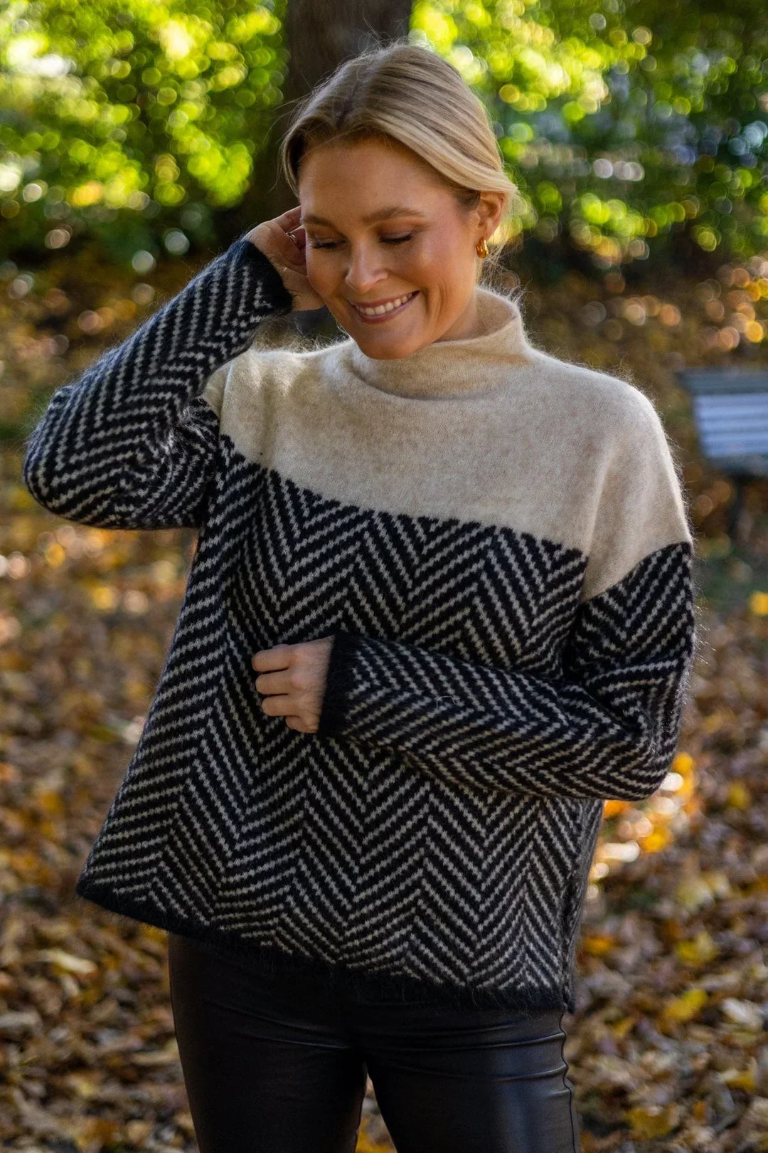 Adela | Golf Premium z Delikatnej Dzianiny