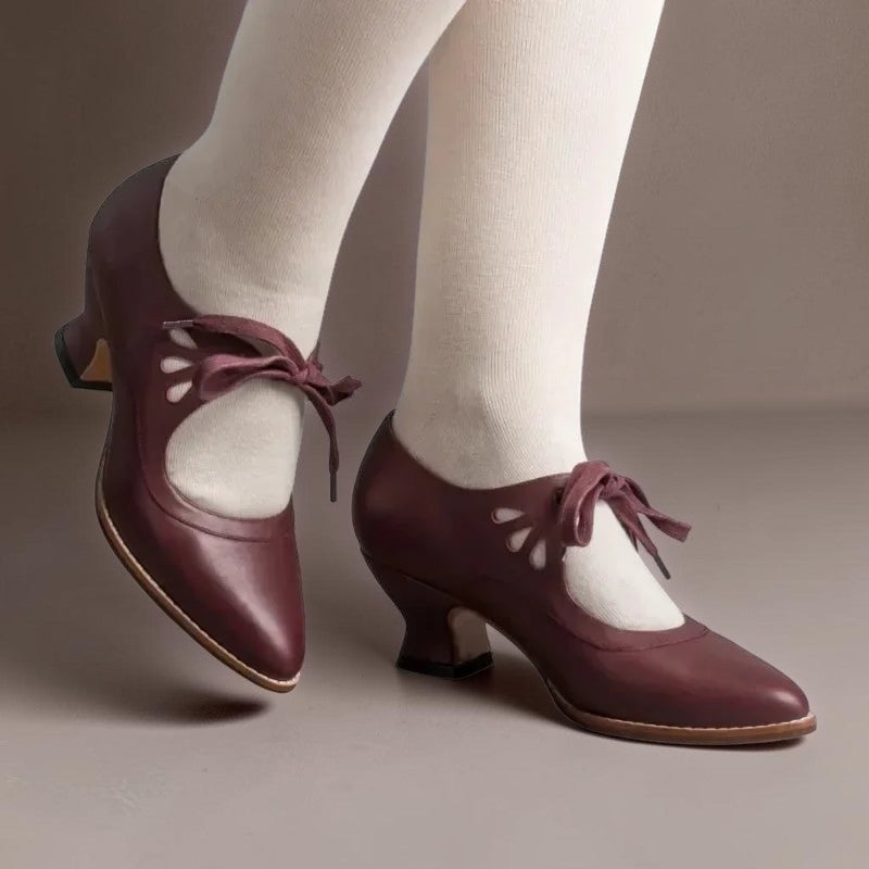 Danuta | Sznurowane Czółenka w Stylu Vintage